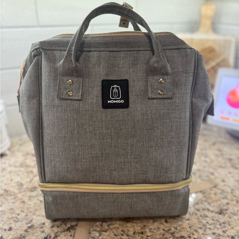 Momigo Breast Pump Backpack Cooler 🍼🎒